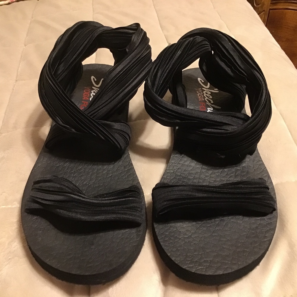 Black Yoga Sandals Size 7